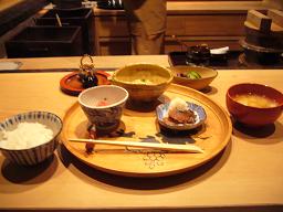 朝食
